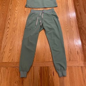 Figs Jade small Casma and small regular Zamoras